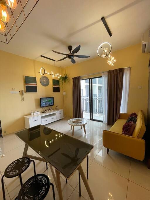 Opahome@Swiss Garden Residence Kuantan Buitenkant foto